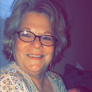 Meet your Posher, Kellie